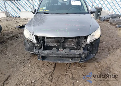 2010 Volkswagen Tiguan S из США, поврежденный, VIN WVGAV7AXXAW001094